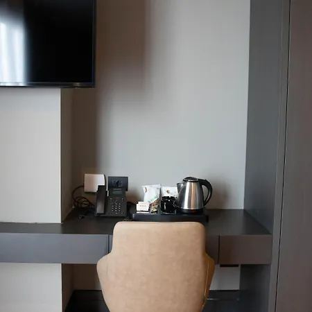 Arka Art Hotell 5*
