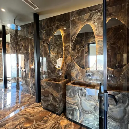 Arka Art מלון 5*