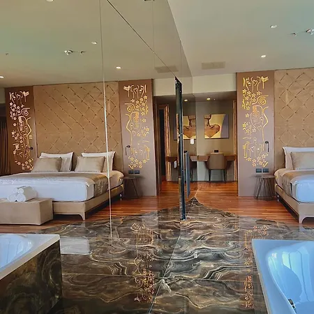 Arka Art Hotel 5*