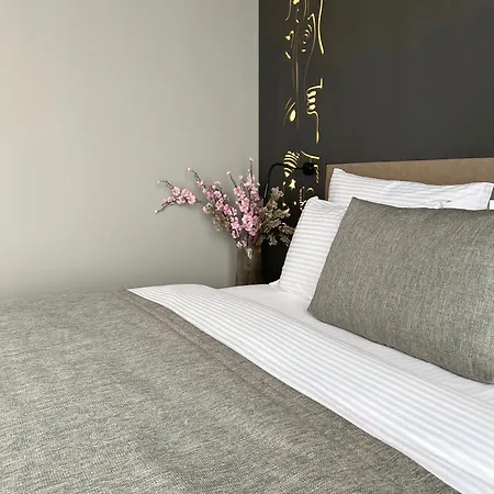 מלון Arka Art 5*