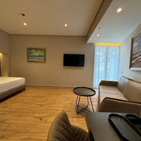 Arka Art Szálloda 5*