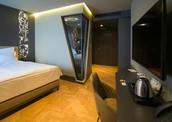 Arka Art Hotel Kashar