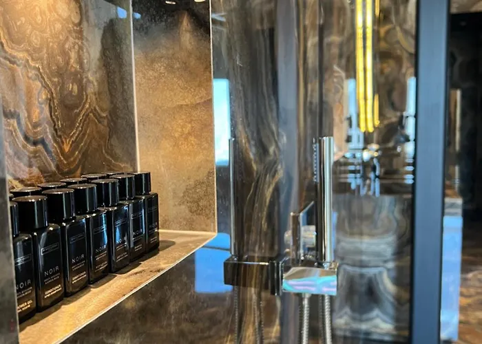 Arka Art 酒店 Kashari