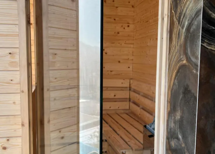 Arka Art 酒店 Kashari