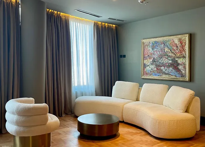 Arka Art 酒店 Kashari